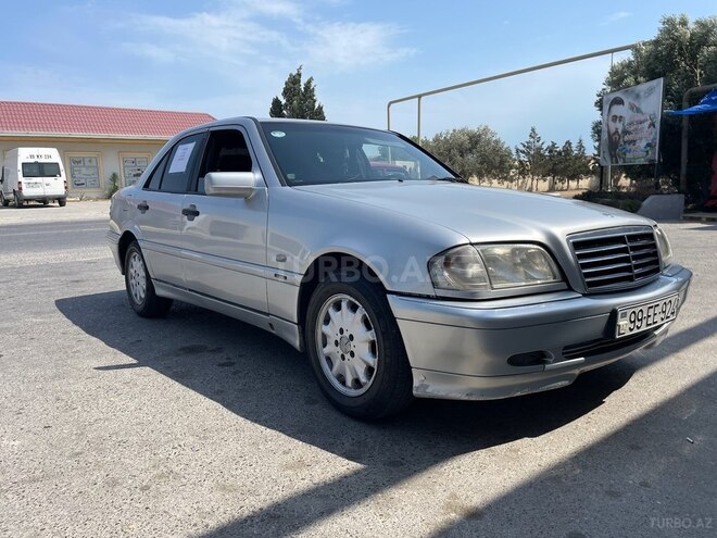 Mercedes C 220 d 2000, 516,000 km - 2.2 л - Bakı