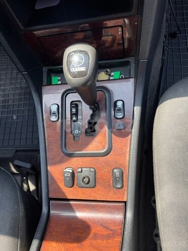 Mercedes C 220 d 2000, 516,000 km - 2.2 л - Bakı