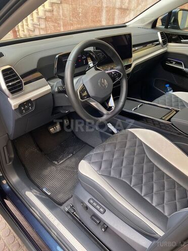 Volkswagen ID.6 Crozz 2022, 9,000 km - 0.0 l - Bakı