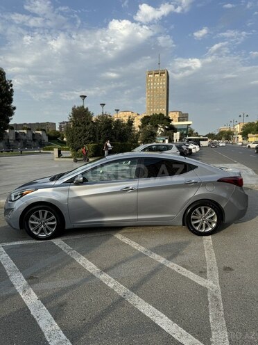 Hyundai Elantra 2015, 176,465 km - 1.8 l - Bakı