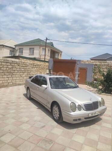 Mercedes E 270 1999, 813,000 km - 2.7 л - Bakı