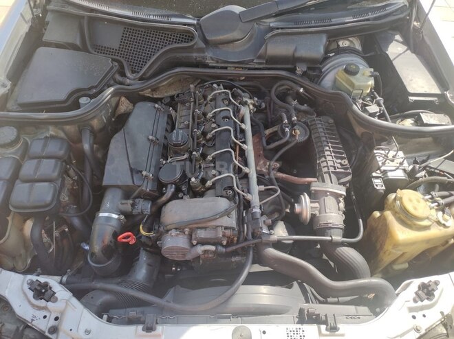 Mercedes E 270 1999, 813,000 km - 2.7 л - Bakı