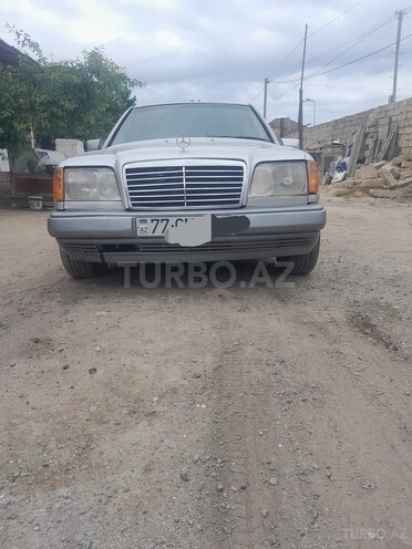 Mercedes E 220 1994, 602,605 km - 2.2 l - Bakı