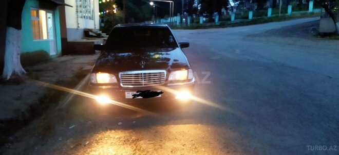 Mercedes C 180 1997, 452,579 km - 1.8 l - Bakı