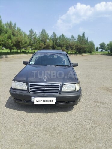 Mercedes C 180 1995, 450,217 km - 1.8 l - Astara