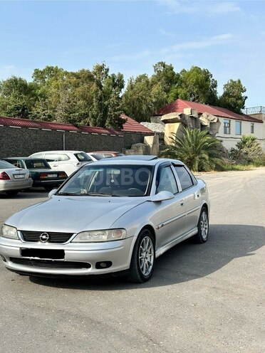Opel Vectra 1999, 275,211 km - 2.0 l - Bakı