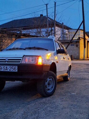 LADA (VAZ) 21099 2000, 588,000 km - 1.6 l - Quba