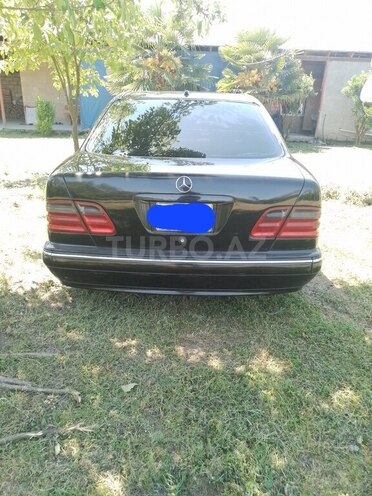 Mercedes E 320 1999, 485,742 km - 3.2 l - Balakən