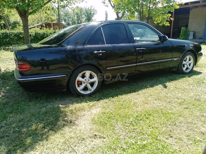 Mercedes E 320 1999, 485,742 km - 3.2 l - Balakən