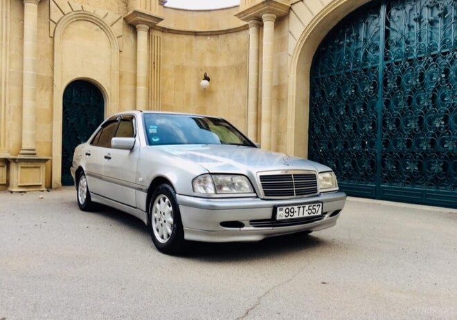 Mercedes C 220 d 1999, 380,253 km - 2.2 l - Bakı