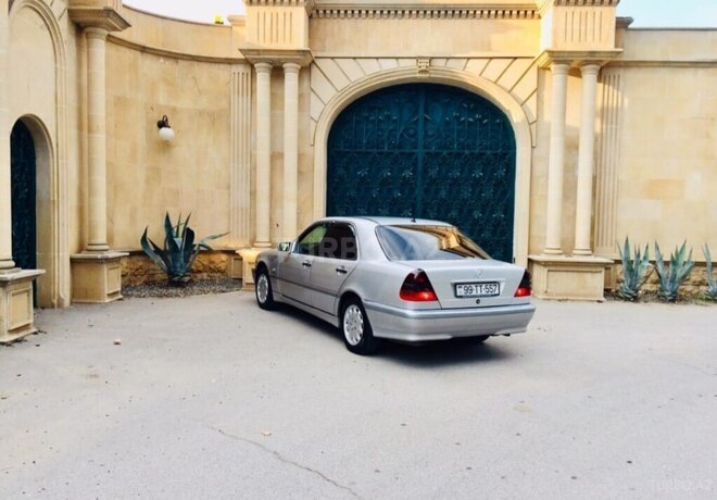 Mercedes C 220 d 1999, 380,253 km - 2.2 l - Bakı