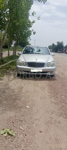 Mercedes C 220 2002, 350,000 km - 2.2 l - Şirvan