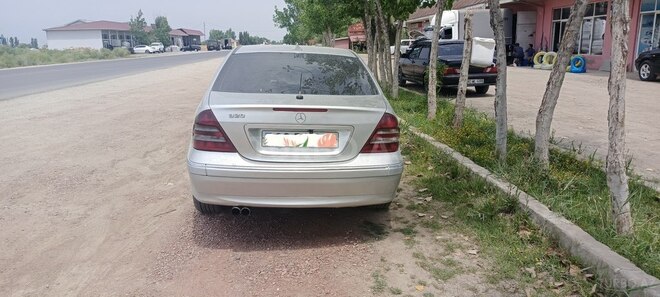 Mercedes C 220 2002, 350,000 km - 2.2 l - Şirvan