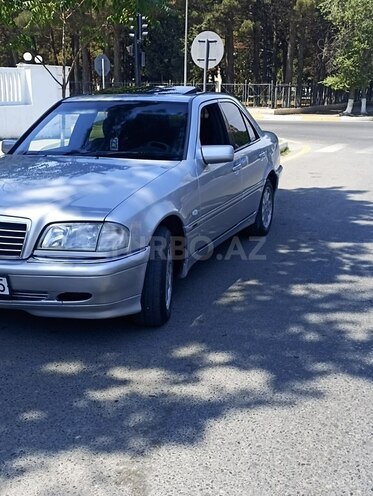 Mercedes C 180 1999, 352,000 km - 1.8 l - Sumqayıt