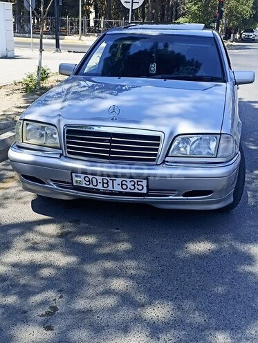 Mercedes C 180 1999, 352,000 km - 1.8 l - Sumqayıt