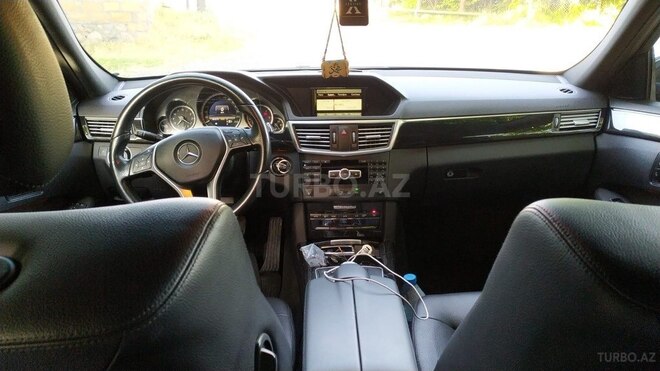 Mercedes E 220 d 2012, 199,000 km - 2.2 l - Bakı