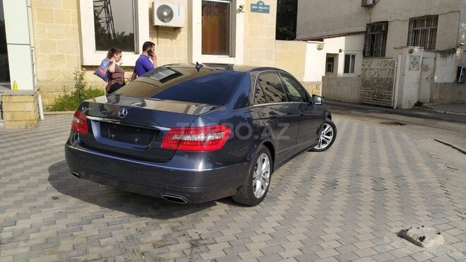 Mercedes E 220 d 2012, 199,000 km - 2.2 l - Bakı