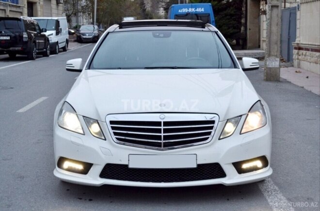 Mercedes E 350 4MATIC 2010, 222,700 km - 3.5 l - Bakı