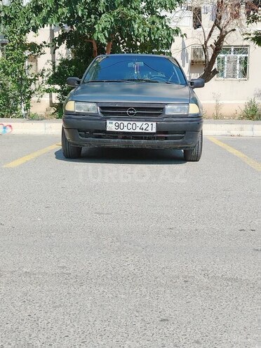 Opel Astra 1996, 200,000 km - 1.6 l - Sumqayıt