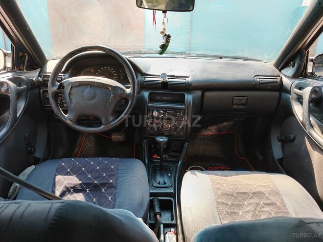 Opel Astra 1996, 200,000 km - 1.6 l - Sumqayıt