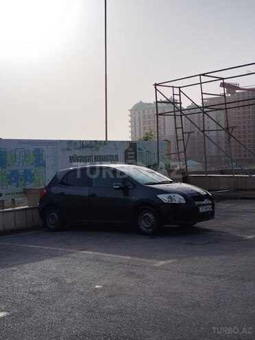 Toyota Auris 2007, 226,636 km - 1.4 l - Bakı