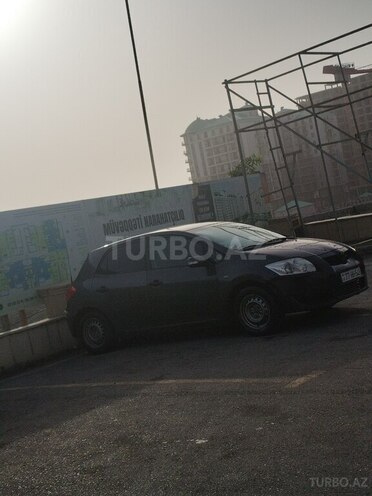 Toyota Auris 2007, 226,636 km - 1.4 l - Bakı