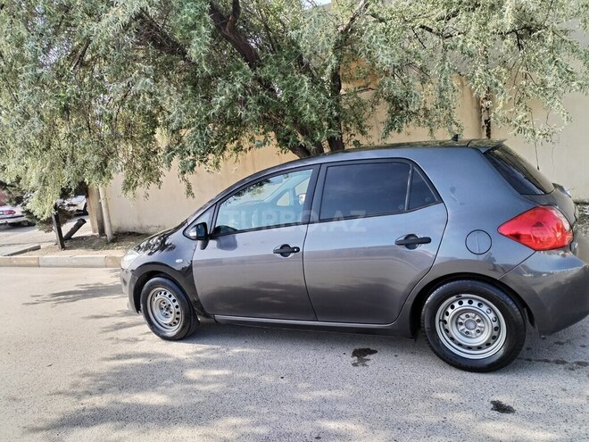 Toyota Auris 2007, 226,636 km - 1.4 l - Bakı