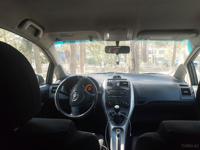 Toyota Auris 2007, 226,636 km - 1.4 l - Bakı