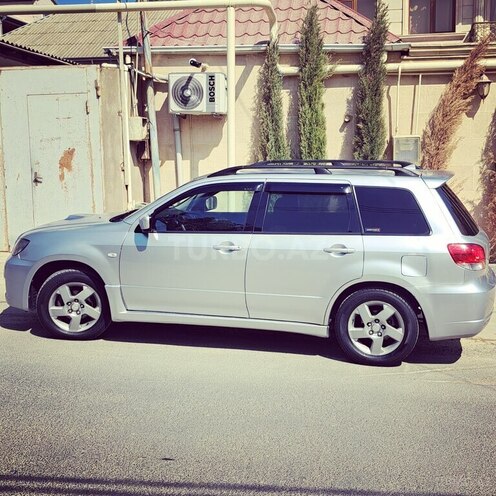 Mitsubishi Airtrek 2002, 180,000 km - 2.0 л - Bakı