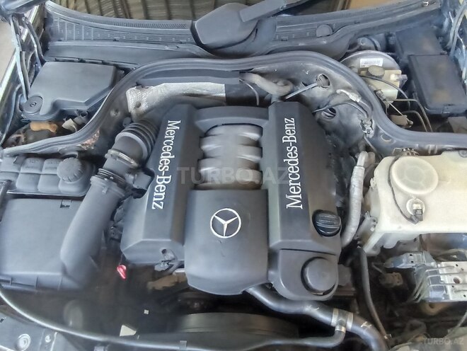 Mercedes C 240 2000, 440,279 km - 2.4 л - Şirvan