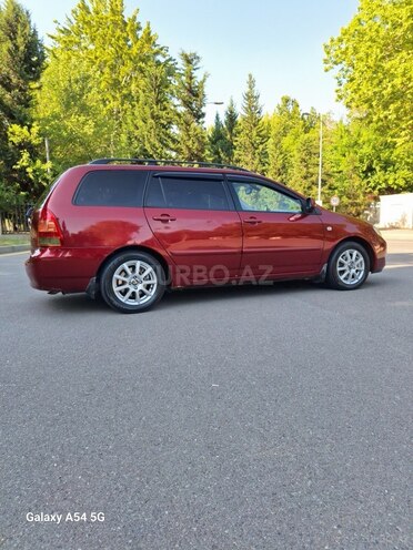 Toyota Corolla 2005, 320,000 km - 1.4 l - Mingəçevir