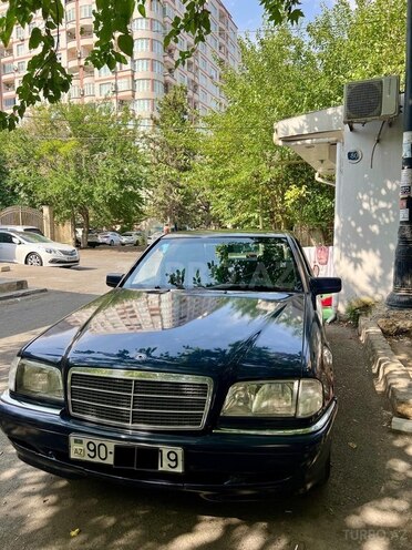 Mercedes C 200 1998, 240,000 km - 2.0 l - Bakı