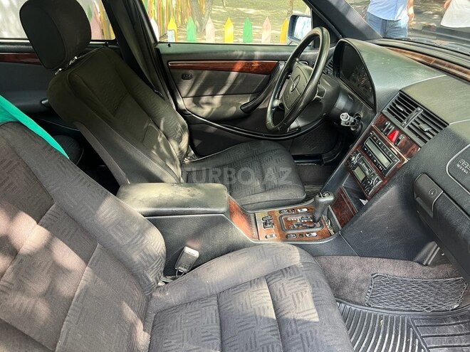 Mercedes C 200 1998, 240,000 km - 2.0 l - Bakı