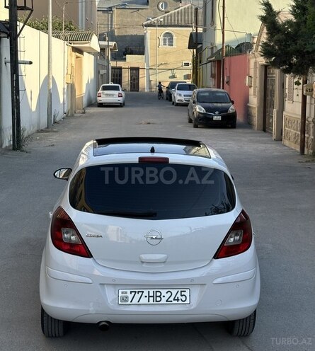 Opel Corsa 2010, 109,800 km - 1.4 l - Bakı