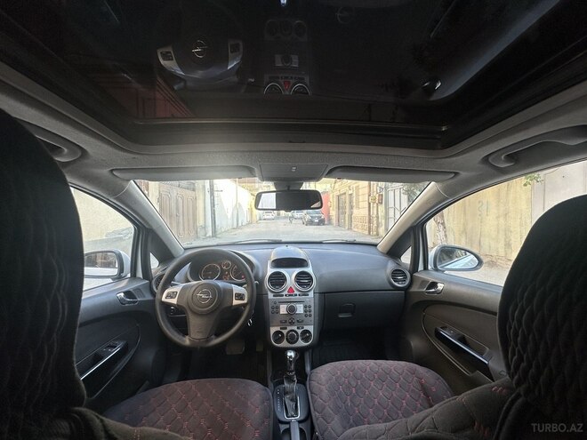 Opel Corsa 2010, 109,800 km - 1.4 l - Bakı
