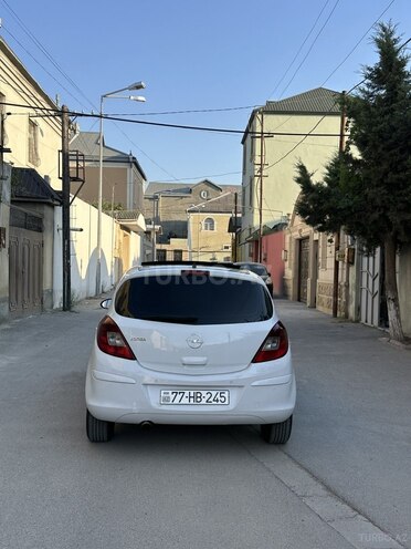 Opel Corsa 2010, 109,800 km - 1.4 l - Bakı