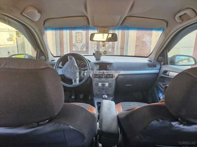 Opel Astra 2005, 240,000 km - 1.4 l - Bakı