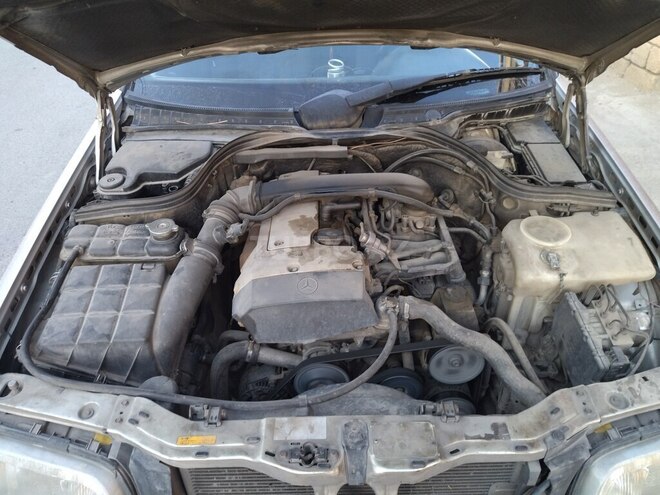 Mercedes C 200 1999, 577,730 km - 2.0 l - Bakı