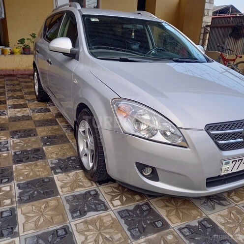 Kia Ceed 2008, 330,000 km - 1.6 л - Qazax