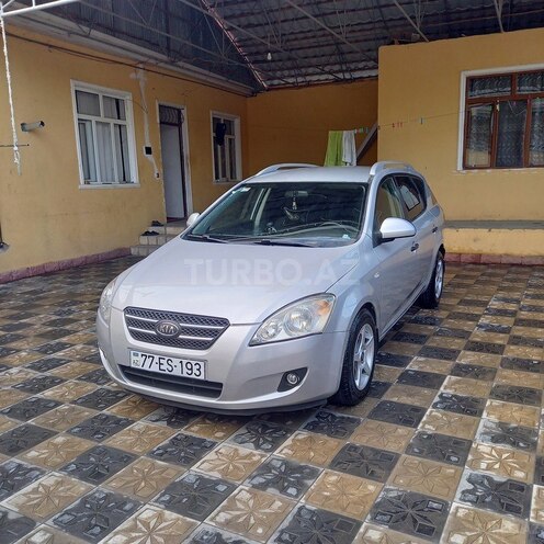 Kia Ceed 2008, 330,000 km - 1.6 л - Qazax