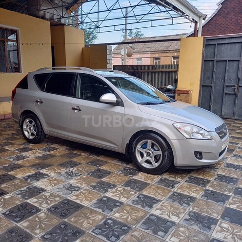 Kia Ceed 2008, 330,000 km - 1.6 л - Qazax
