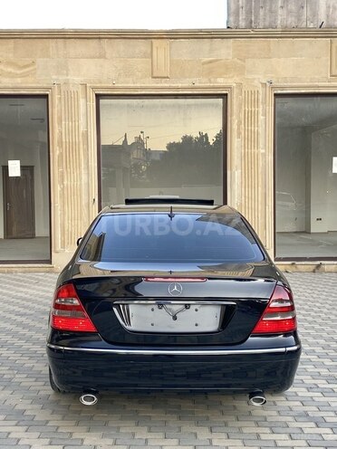 Mercedes E 270 2003, 236,000 km - 2.7 l - Bakı