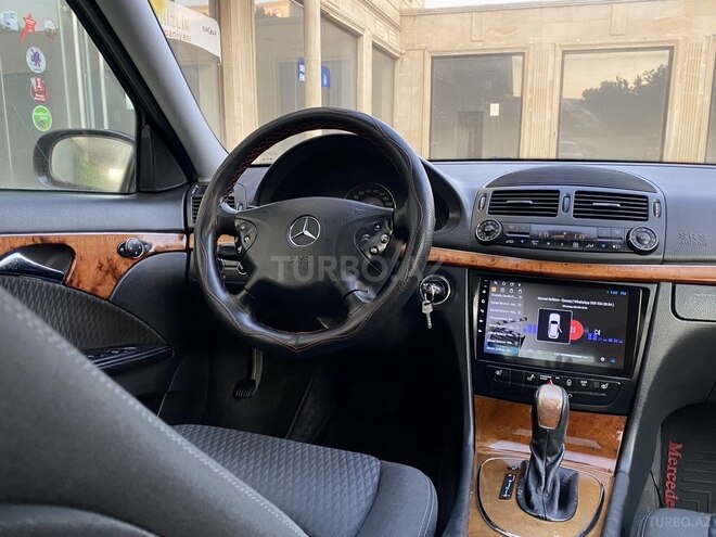 Mercedes E 270 2003, 236,000 km - 2.7 l - Bakı