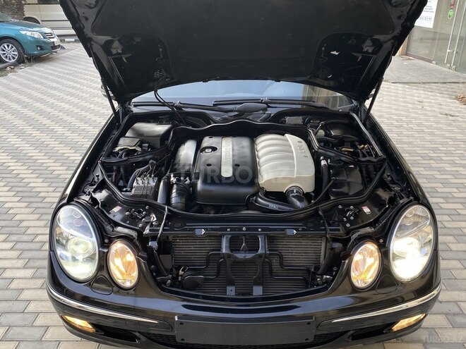 Mercedes E 270 2003, 236,000 km - 2.7 l - Bakı