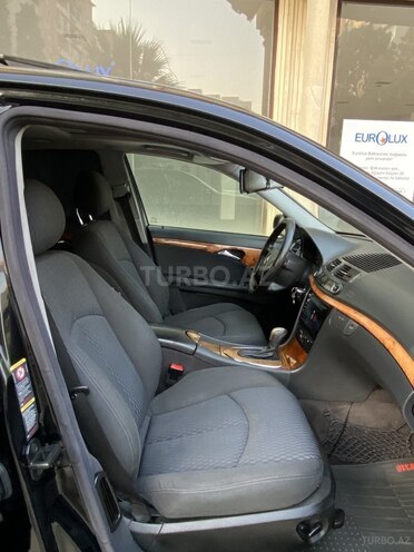 Mercedes E 270 2003, 236,000 km - 2.7 l - Bakı