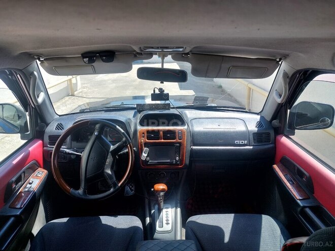 Mitsubishi Pajero io 2000, 280,000 km - 2.0 л - Bakı