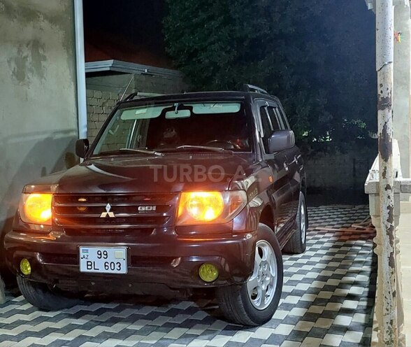 Mitsubishi Pajero io 2000, 280,000 km - 2.0 л - Bakı