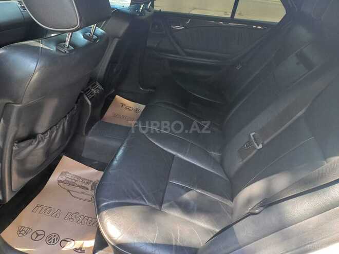 Mercedes E 270 2000, 322,000 km - 2.7 л - Sabirabad
