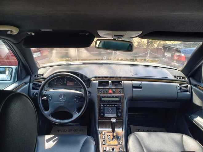 Mercedes E 270 2000, 322,000 km - 2.7 л - Sabirabad