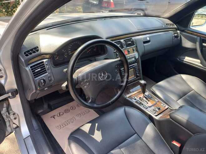 Mercedes E 270 2000, 322,000 km - 2.7 л - Sabirabad